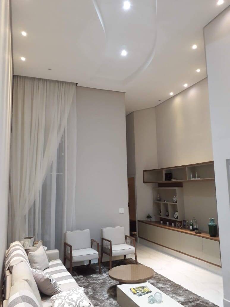 Casa de Condomínio à venda com 3 quartos, 220m² - Foto 2