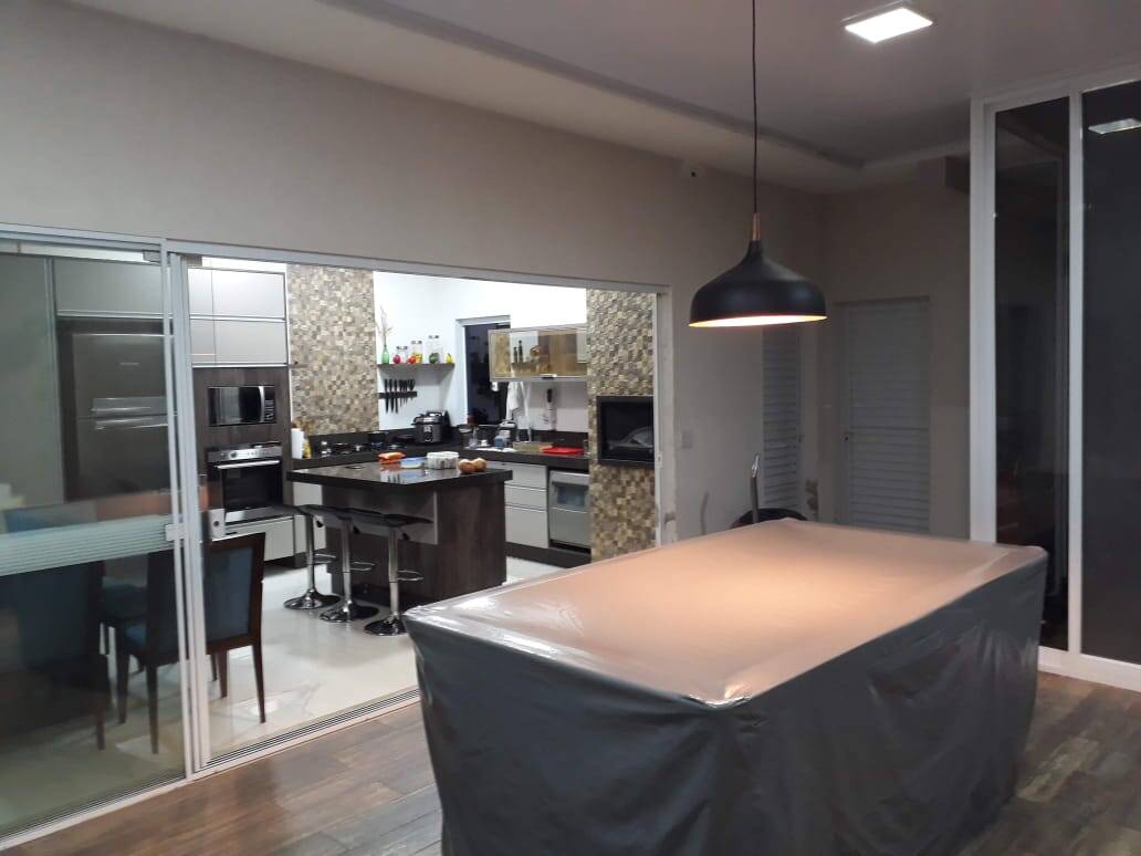 Casa de Condomínio à venda com 3 quartos, 220m² - Foto 6