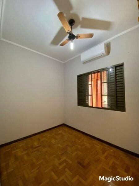 Casa à venda com 3 quartos, 117m² - Foto 12