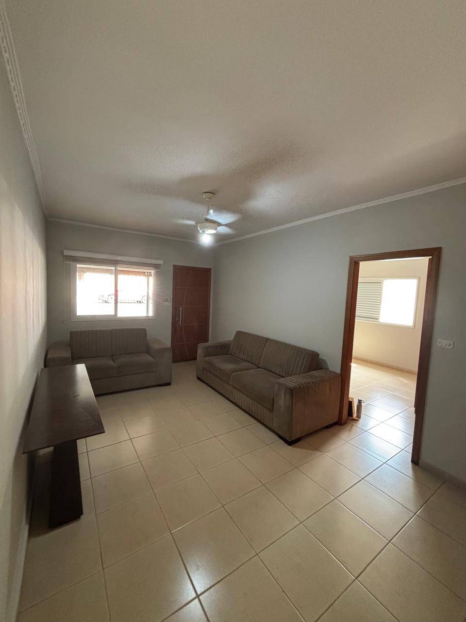 Casa, 3 quartos, 177 m² - Foto 1