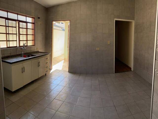 Casa para Venda em Santa Bárbara d