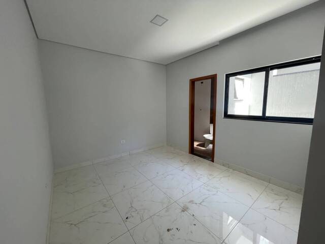 Casa para Venda em Santa Bárbara d